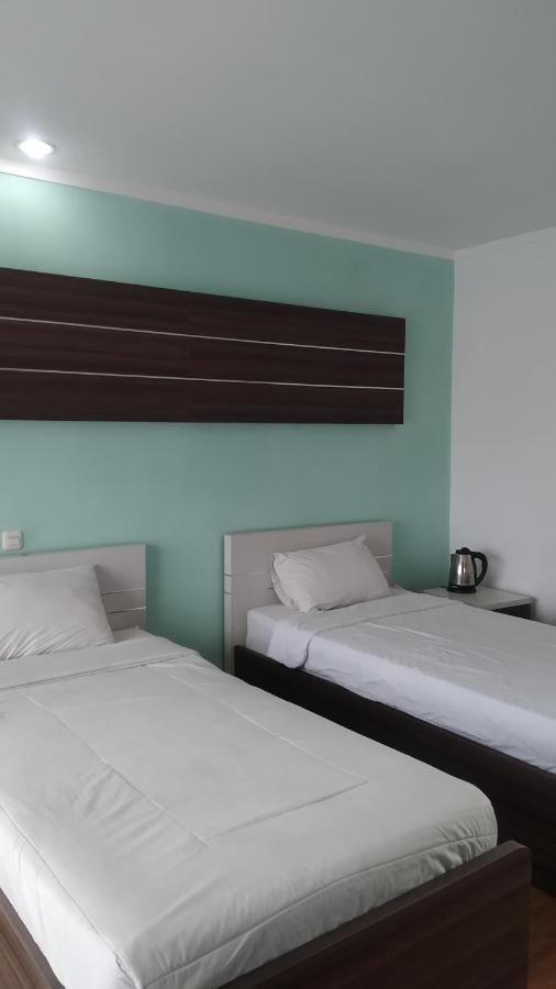 Gadok Puncak Village Hotel & Kampung Main Anak מראה חיצוני תמונה