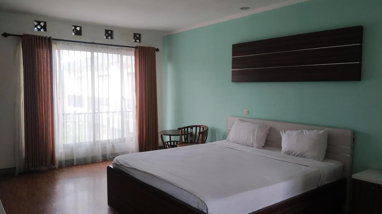Gadok Puncak Village Hotel & Kampung Main Anak מראה חיצוני תמונה