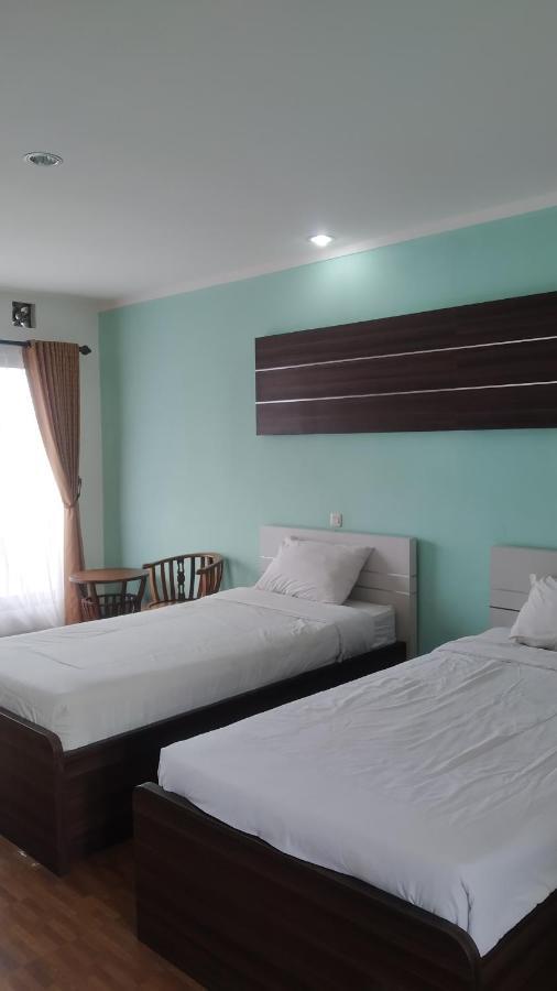 Gadok Puncak Village Hotel & Kampung Main Anak מראה חיצוני תמונה