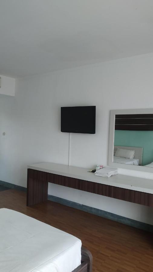 Gadok Puncak Village Hotel & Kampung Main Anak מראה חיצוני תמונה